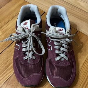 Maroon New Balance Classic 574 sneakers